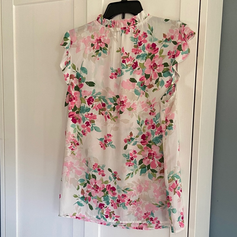 Counterparts Pink and Green Floral Blouse - Picture 5 of 5